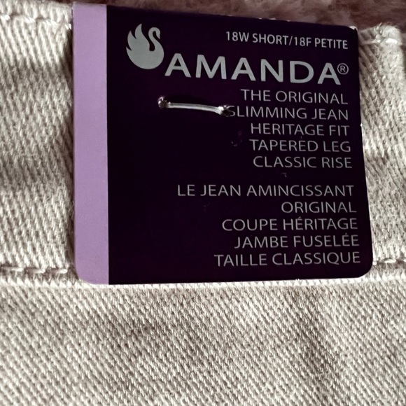 Gloria Vanderbilt - Amanda Jeans - Picture 8 of 14